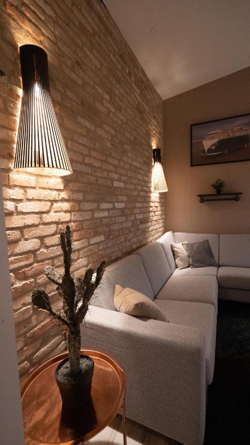 Broncks Apartment 1 - Modern 2-Bedroom In The Heart Of Tórshavn Exterior foto